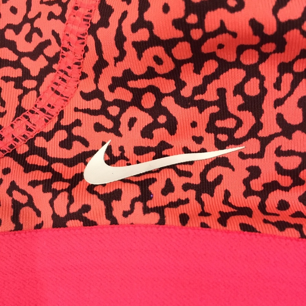 Nike NEON pink Nike Dri-Fit‎ Racerback Sports Bra Small - Picture 2 of 4